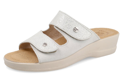 Zapatilla de Mujer en Microfibra Suave