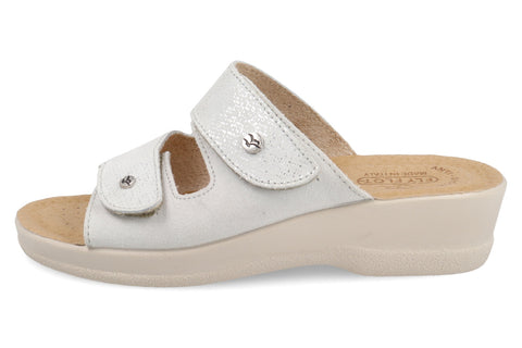 Zapatilla de Mujer en Microfibra Suave