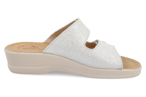 Zapatilla de Mujer en Microfibra Suave